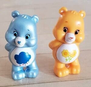 VTG Pair Of 2 Care Bears Mini-Figures Cake Toppers, One Pearlized, Rain, Flowers